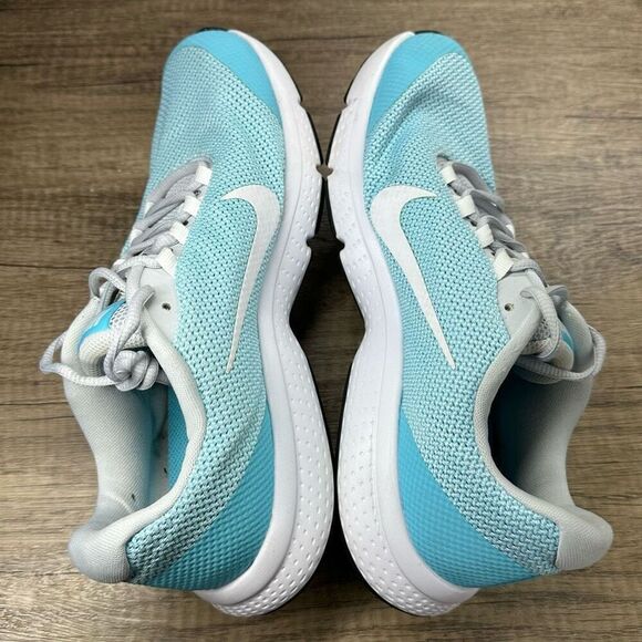 Nike~Women’s~Run~ Blue/Lgt. Gray~All Day Low Top Comfort Sneakers~Size 9.5 - Picture 5 of 11